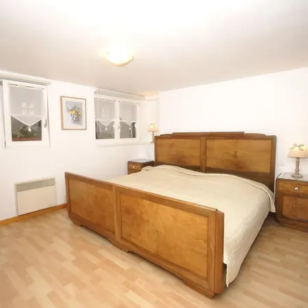 Apartment Vintage In With Terrace Riquewihr